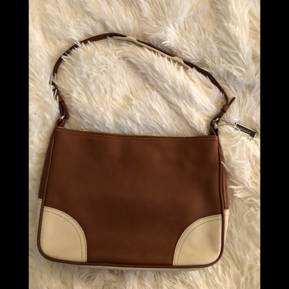 Coach Classic Shoulder Bag - Picture 2 of 6